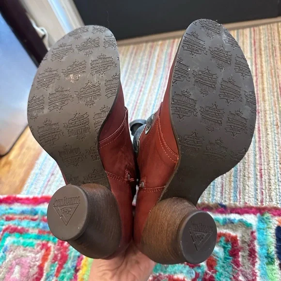 Fluevog NEARLY NEW East End Gladstone reddish brown lace-up boot- 9.5 (fits 10) - Picture 16 of 16